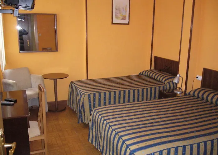 Casa de hóspedes Pension Arcos Oviedo